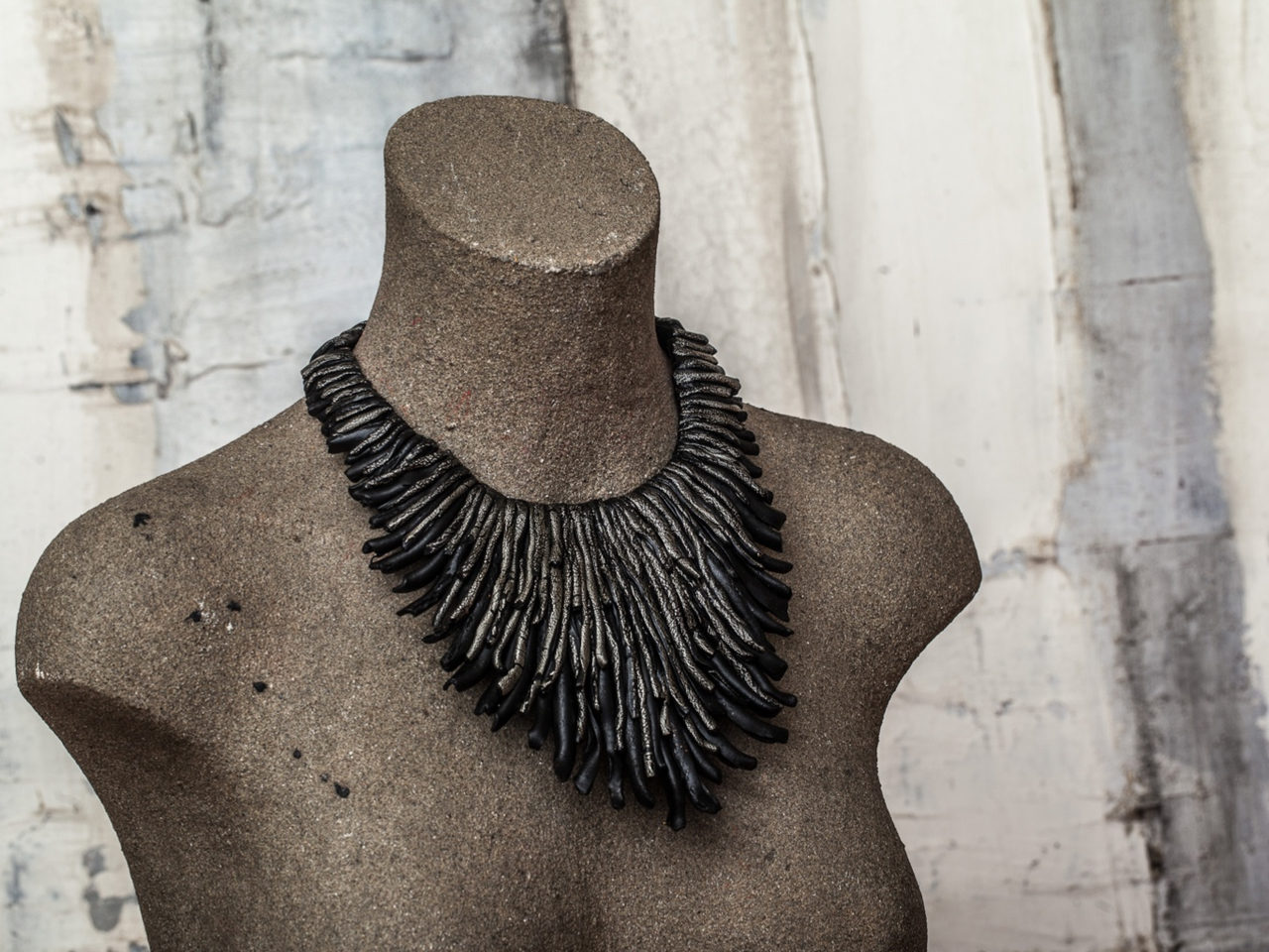 Luce — Collar necklace
