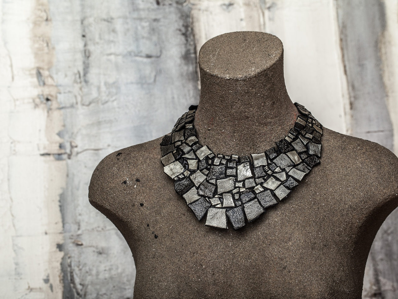 Terra — Collar necklace